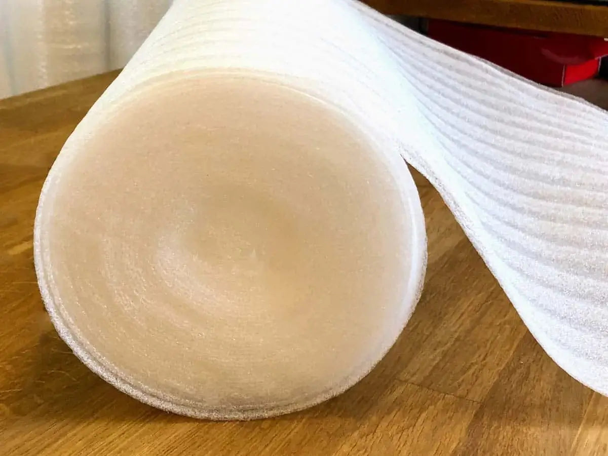 PROTECCIÓN PARA PLATOS Foam espuma de polietileno para embalaje.